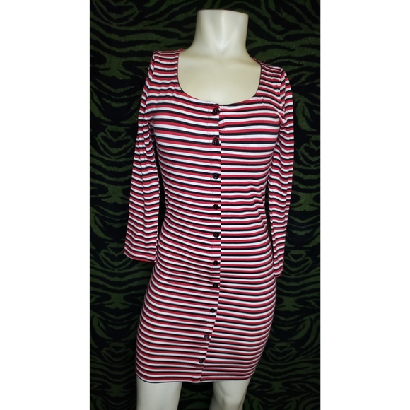 Striped red/white/black  buttons dress - Picture 1 of 5